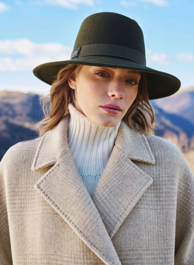 Oversized double breasted beige micro houndstooth coat