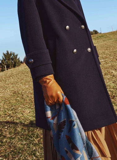 Guanti cammello in nappa con ricamo sul dorso