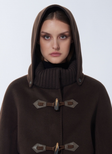 Parka marrone con cappuccio e alamari in pura lana