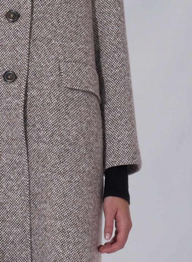 Brown patterned wool coat with shirt collar
