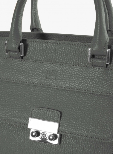 Borsa rigida in pelle grigia con chiusura in metallo