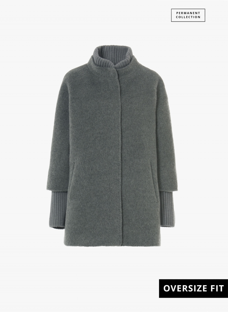 Oversized Kurzmantel mit Strick-Details aus Wolle und Alpaka in Hellgrau