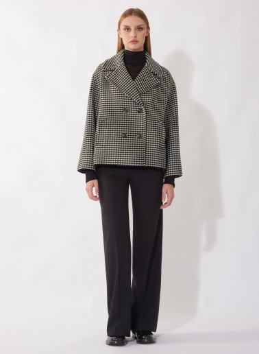 Short oversized black houndstooth coat in pure wool with maxi notch collar
