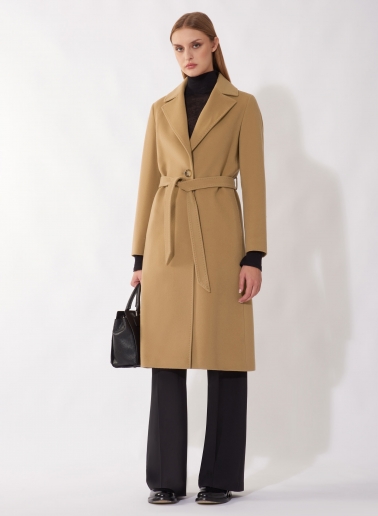 Cappotto cammello con cintura in pura lana linea aderente
