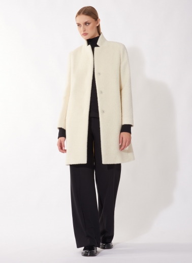 Cappotto bianco in lana e alpaca con collo a rever rovesciato
