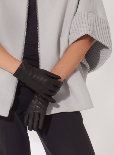 Mantella grigio perla con zip in pura lana zibeline