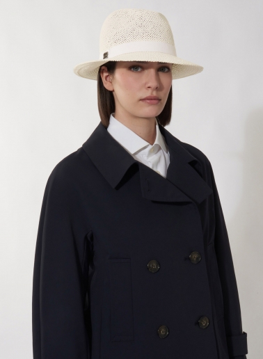 Cappello classico in paglia traforata bianco