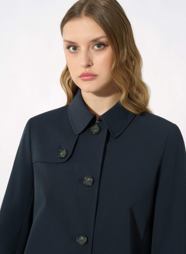Soprabito blu scuro in tessuto tecnico antigoccia patta stile trench