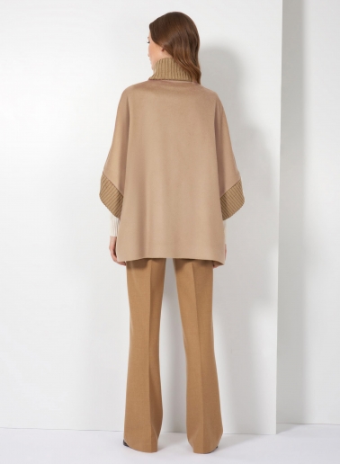 Zipped light camel pure zibeline wool cape
