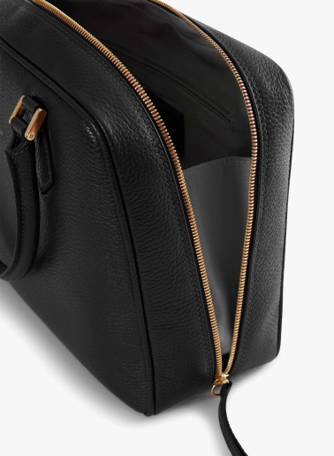 Black genuine leather bag with double zip