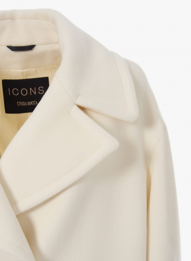 Short oversized white coat in pure wool with maxi notch collar