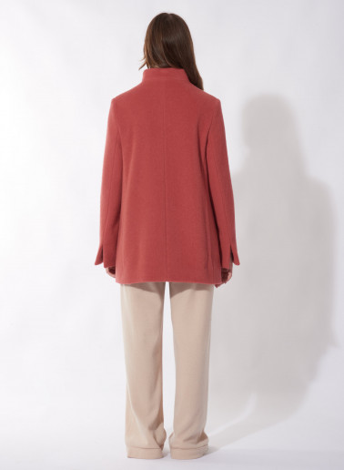 Cappotto corto rosa scuro in lana e alpaca con collo alto