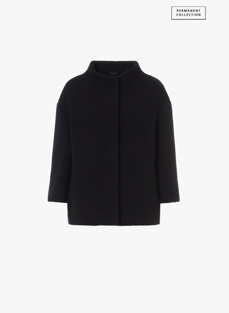 Short black wool coat with 3/4 sleeves