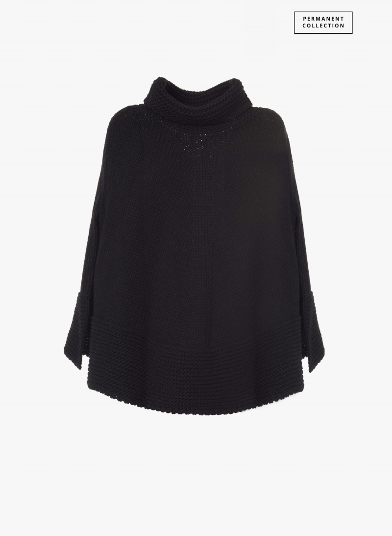 Gestricktes Cape in Schwarz