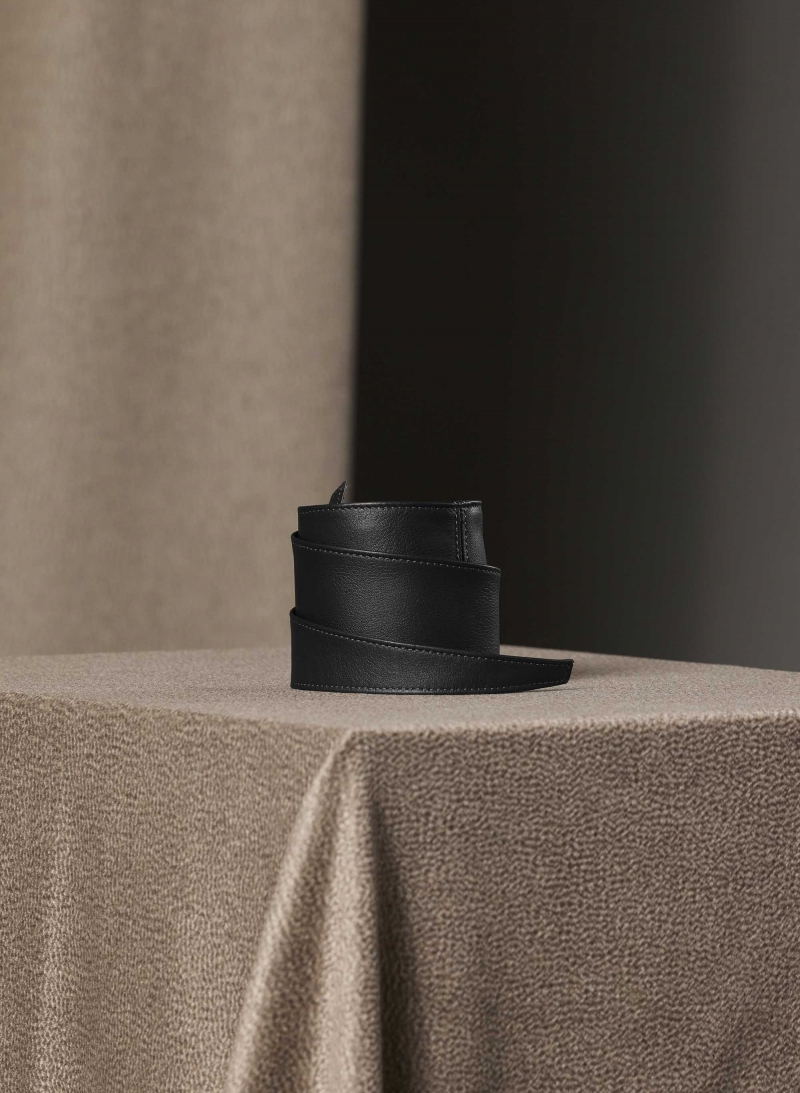 Schärpe aus Leder in Schwarz