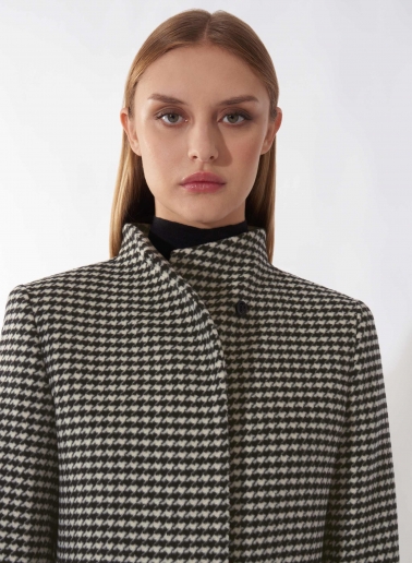 Black pure wool houndstooth coat with high stand up collar