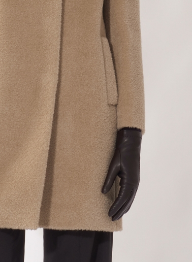 Mantel mit umklappbarem Reverskragen aus Wolle und Alpaka in dunkel Beige