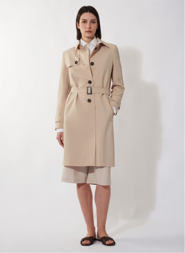 Einreiher Trenchcoat aus technischem Stoff mit maßgeschneiderten Nähten in beige
