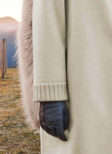 Beige pure zibeline wool coat with knitted inserts