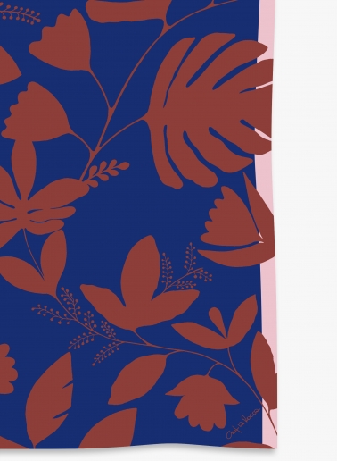 Maxi blue wool scarf with stylised leaves