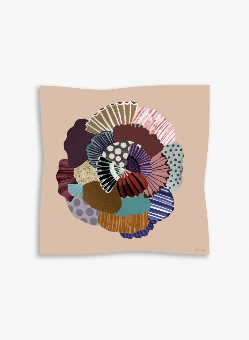 Maxi beige wool and silk scarf with stylised flower