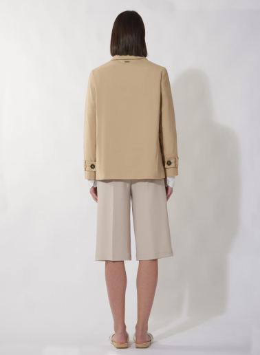 Giacca cammello in tessuto tecnico con collo a camicia