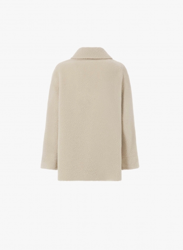 Cappotto corto beige in lana e alpaca con collo a camicia e tasche applicate