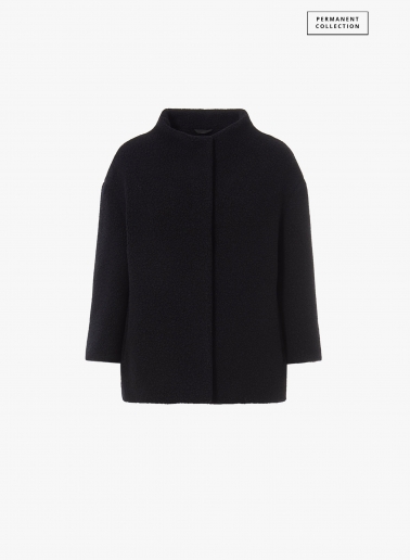 Short black wool coat with 3/4 sleeves