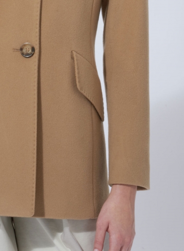 Short camel pure wool coat with detachable nylon bib
