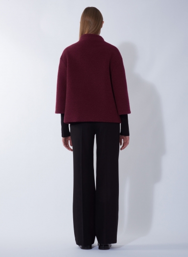 Short burgundy wool coat with 3/4 sleeves