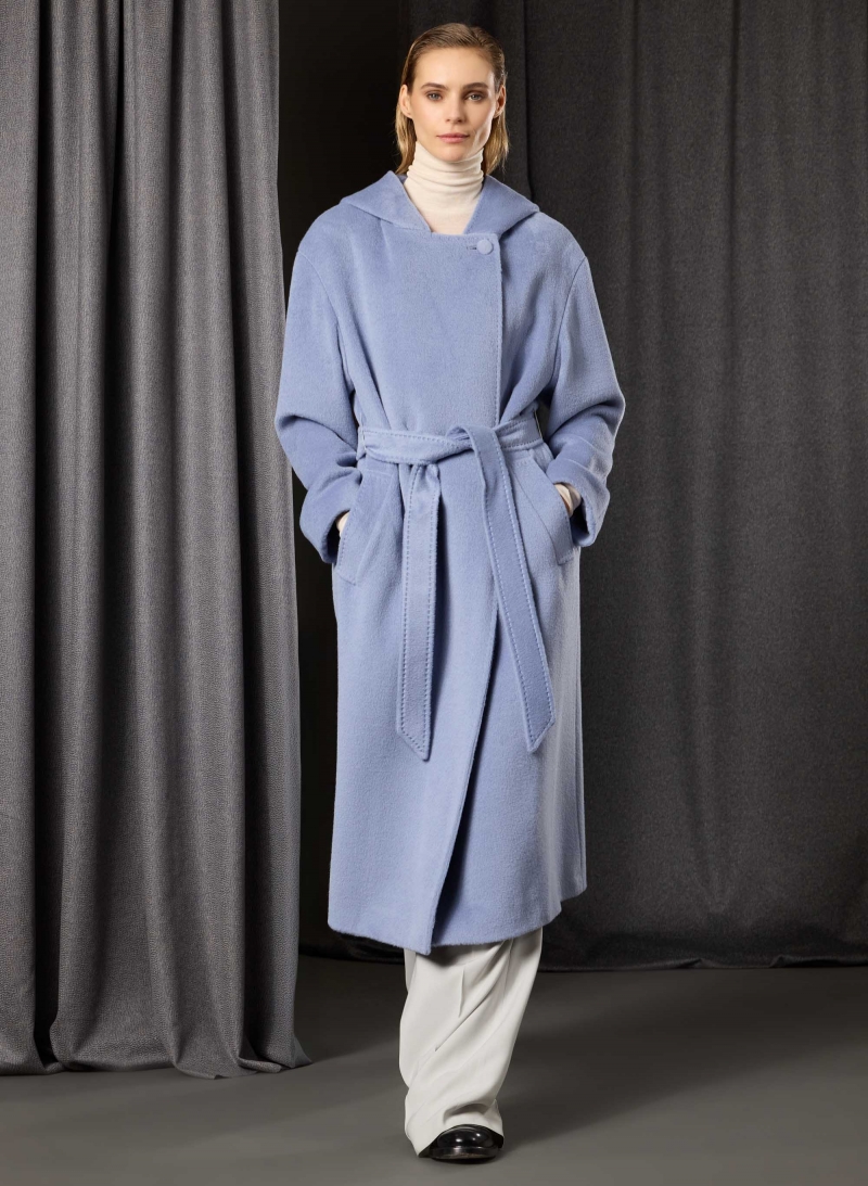 Maxi cappotto azzurro viola con cintura e cappuccio in alpaca e lana