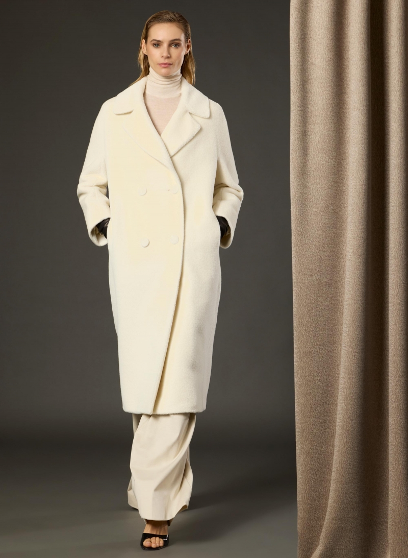 Long double breasted white coat in alpaca and wool
