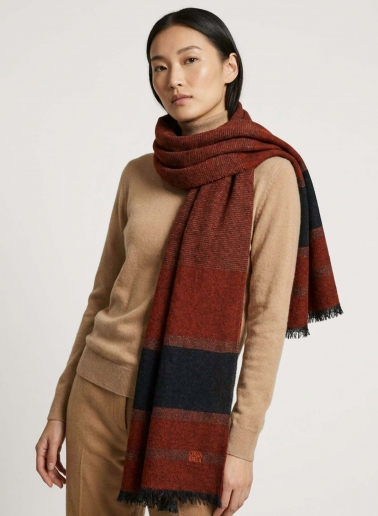 Maxi terracotta colour cashmere scarf with lurex details