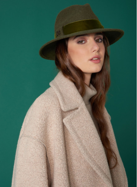 Fedora hat in wool felt