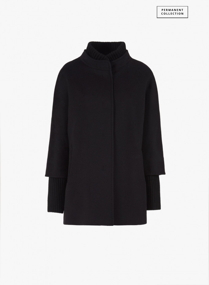 Cappotto corto nero in lana con dettagli in maglia