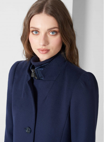 Cappotto in lana blu con pettorina in nylon