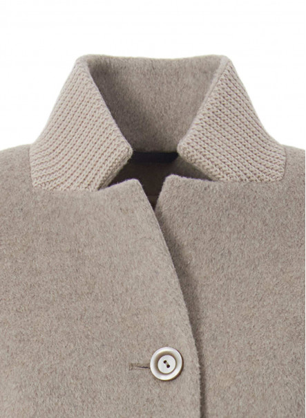 Cappotto cacha in lana con collo e dettagli in maglia
