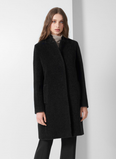Cappotto nero in lana e alpaca con collo a rever rovesciato