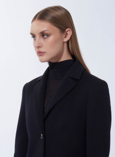 Black pure wool coat with masculine cut