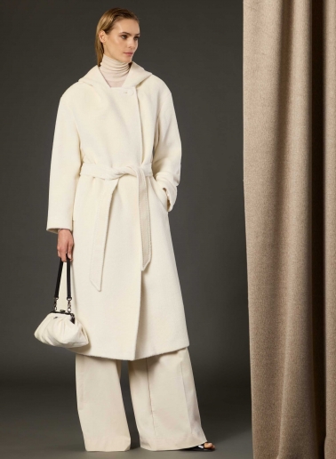 Белое пальто макси с поясом и капюшоном из альпаки и шерсти