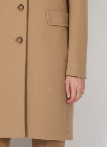 Straight light camel wool and cashmere coat with masculine cut
