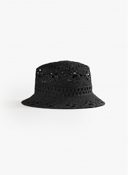 Перфорированная шляпа гондольера черного цвета