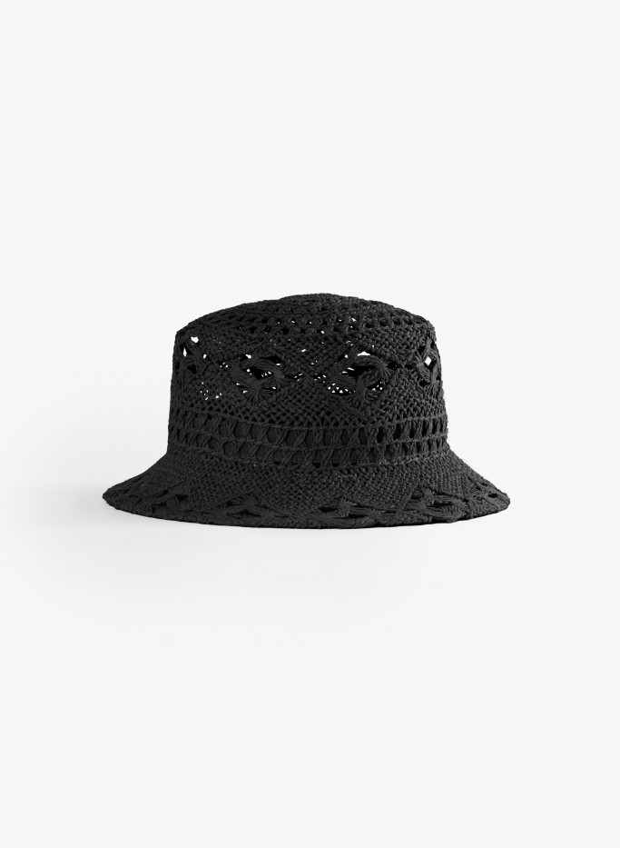Перфорированная шляпа гондольера черного цвета
