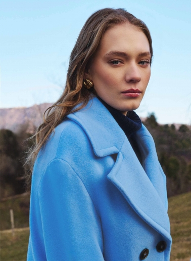 Short oversized light blue coat in pure wool with maxi notch collar