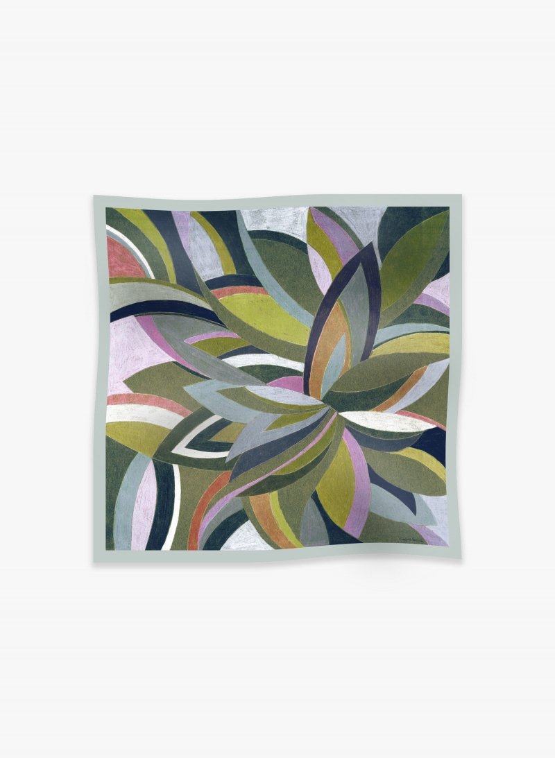 Maxi green wool and silk scarf with stylized pattern