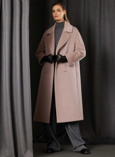 Long double breasted pink coat in alpaca and wool