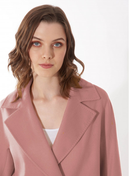 Double breasted pink jacket in cashmere and wool