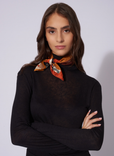 Small green silk twill scarf with geometric pattern