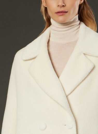 Long double breasted white coat in alpaca and wool