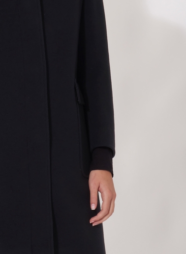 Black wool and cashmere coat with knitted collar